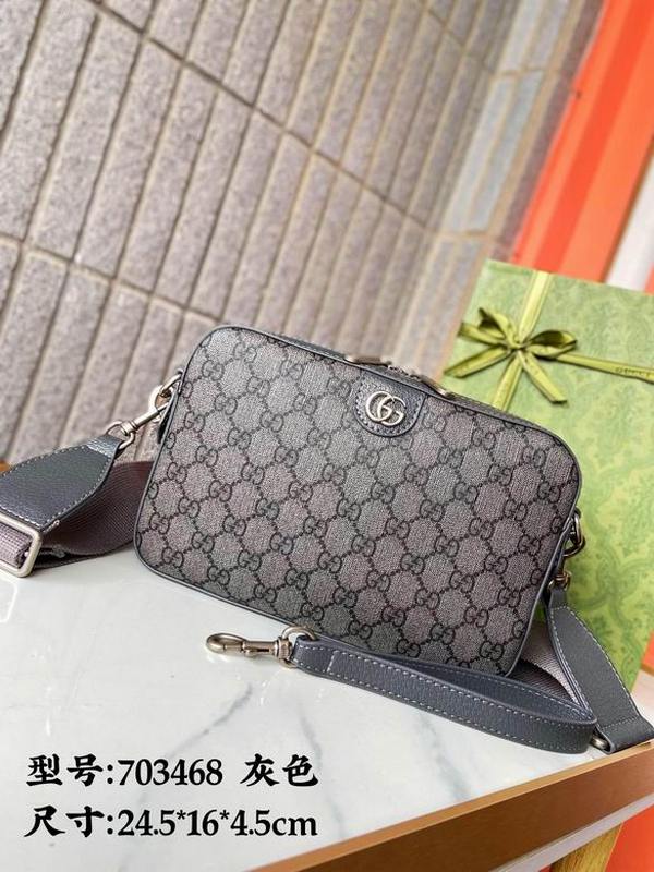 Gucci Handbags 274